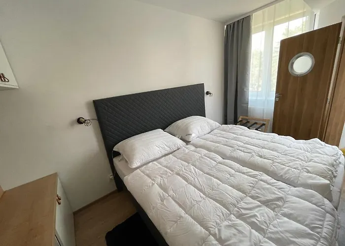 511 Lipno nad Vltavou